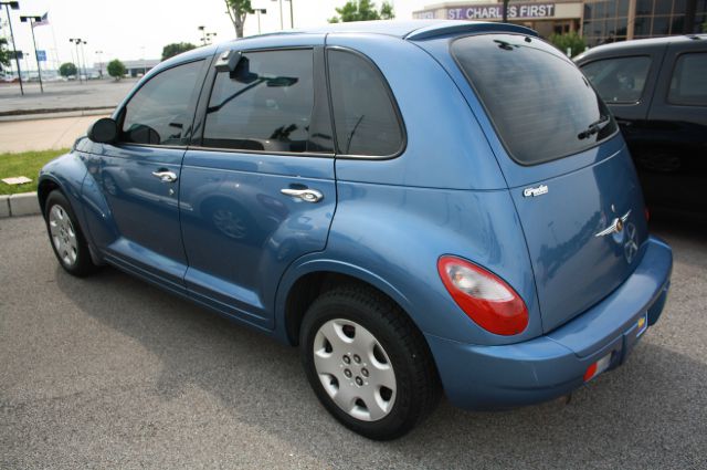 Chrysler PT Cruiser 2006 photo 2