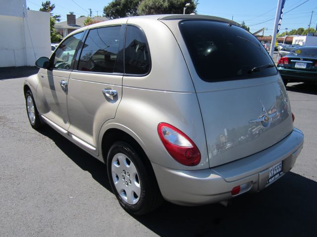 Chrysler PT Cruiser 2006 photo 2