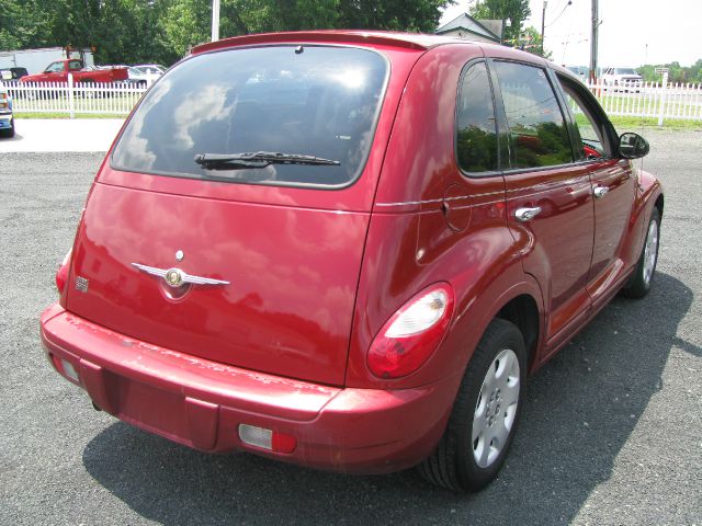 Chrysler PT Cruiser 2006 photo 2