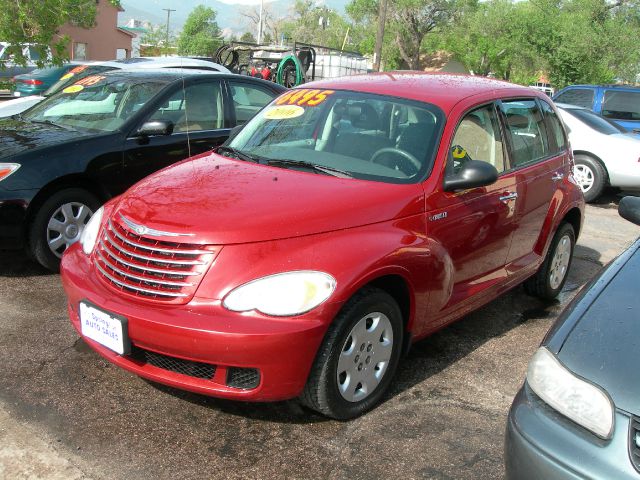 Chrysler PT Cruiser Base SUV