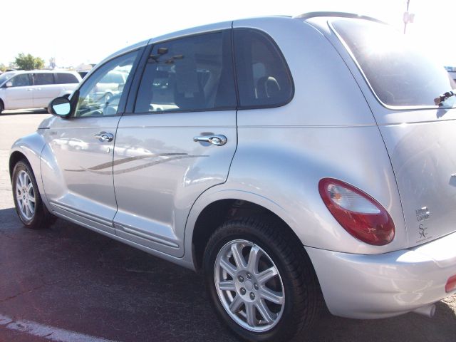 Chrysler PT Cruiser 2006 photo 2