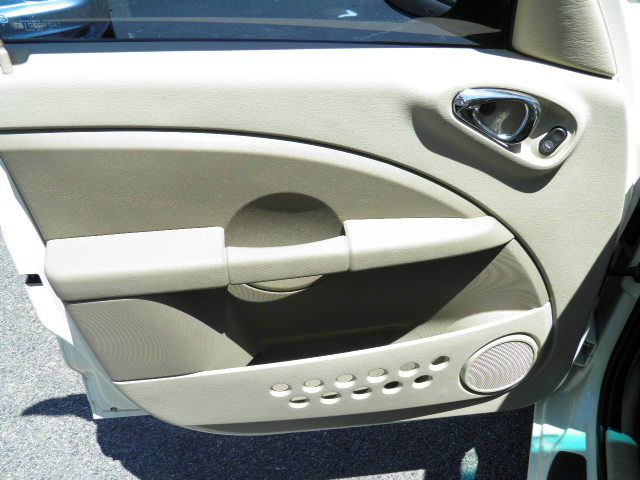 Chrysler PT Cruiser 2006 photo 16