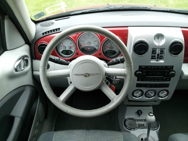 Chrysler PT Cruiser 2006 photo 13