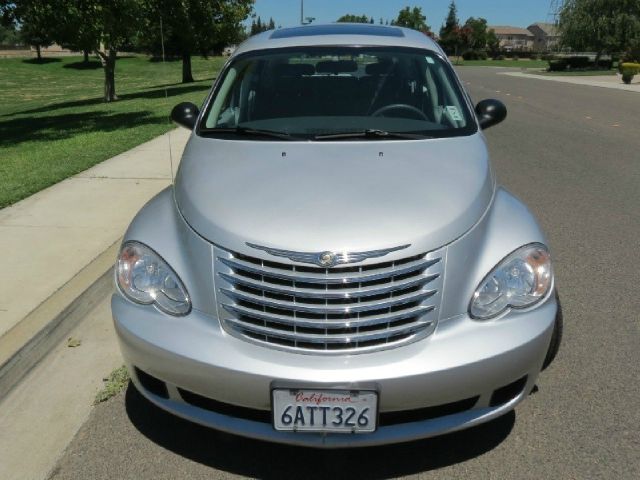 Chrysler PT Cruiser Base SUV