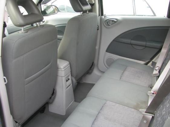 Chrysler PT Cruiser Base SUV