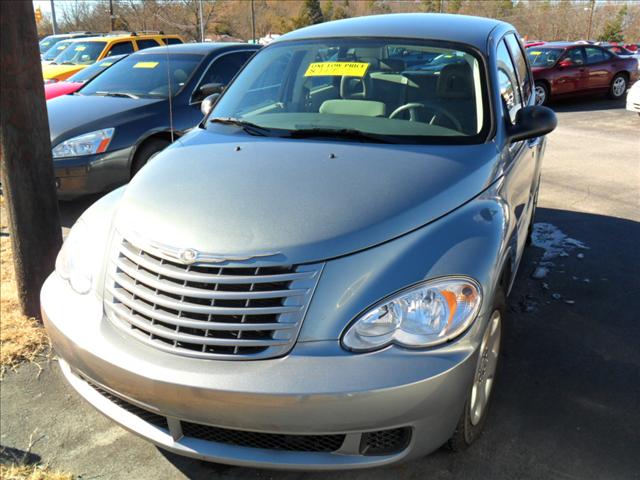 Chrysler PT Cruiser 2008 photo 2