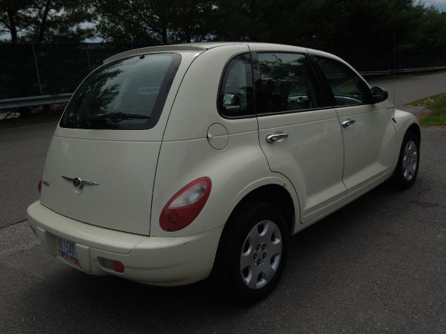 Chrysler PT Cruiser 2008 photo 2