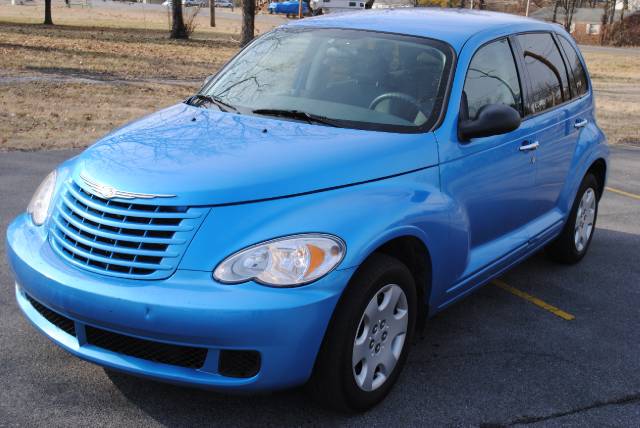 Chrysler PT Cruiser Base Sport Utility