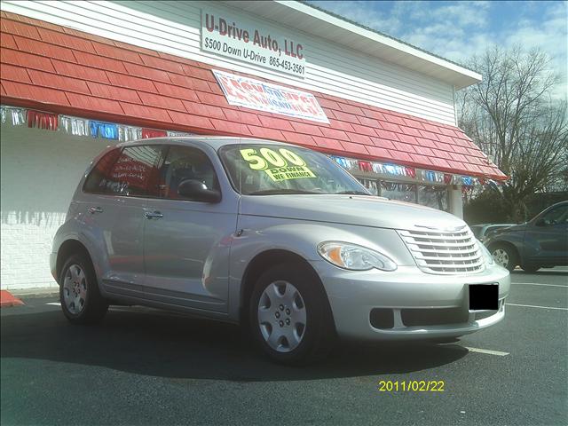 Chrysler PT Cruiser Base Sport Utility