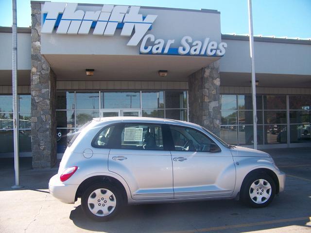 Chrysler PT Cruiser Base Sport Utility