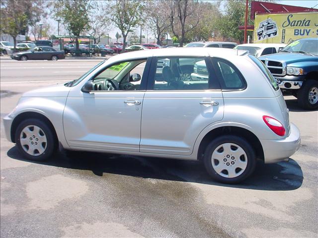 Chrysler PT Cruiser Base Sport Utility