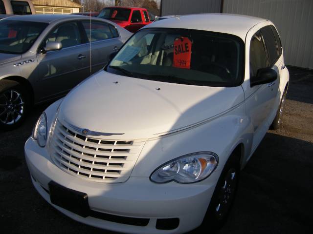 Chrysler PT Cruiser Base Sport Utility