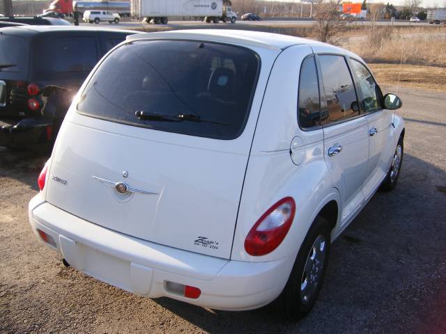 Chrysler PT Cruiser 2008 photo 2