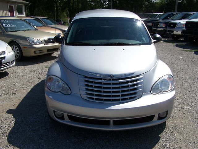 Chrysler PT Cruiser 2008 photo 2