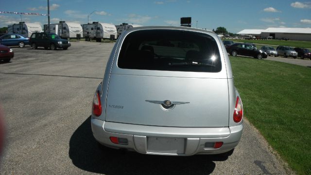 Chrysler PT Cruiser 2008 photo 2