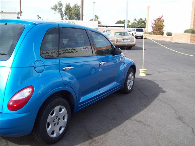 Chrysler PT Cruiser 2008 photo 2