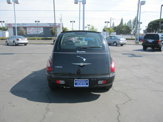 Chrysler PT Cruiser Base SUV