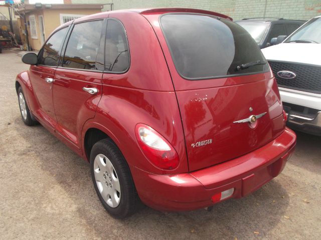 Chrysler PT Cruiser Base SUV