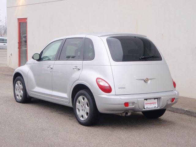 Chrysler PT Cruiser 2008 photo 2