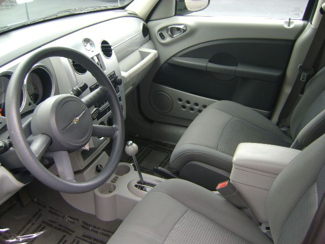 Chrysler PT Cruiser 2009 photo 2