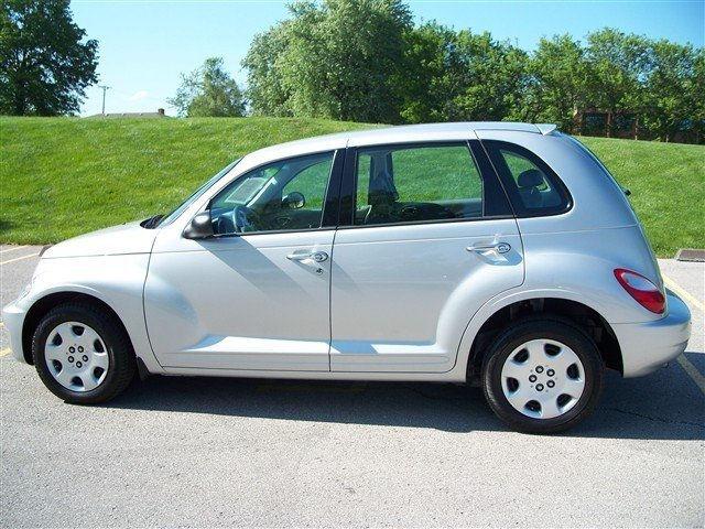 Chrysler PT Cruiser 2009 photo 2