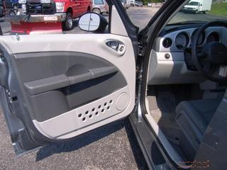 Chrysler PT Cruiser 2010 photo 2