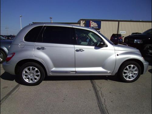 Chrysler PT Cruiser 2010 photo 1