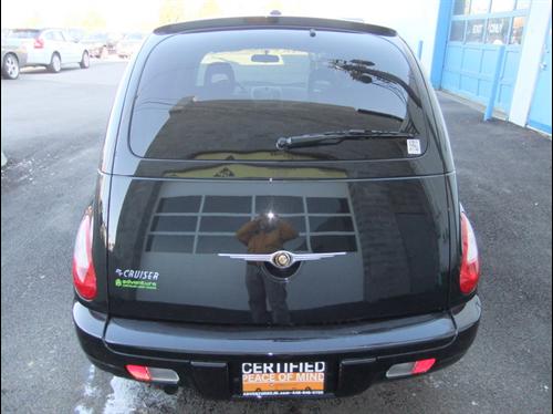 Chrysler PT Cruiser 2010 photo 1