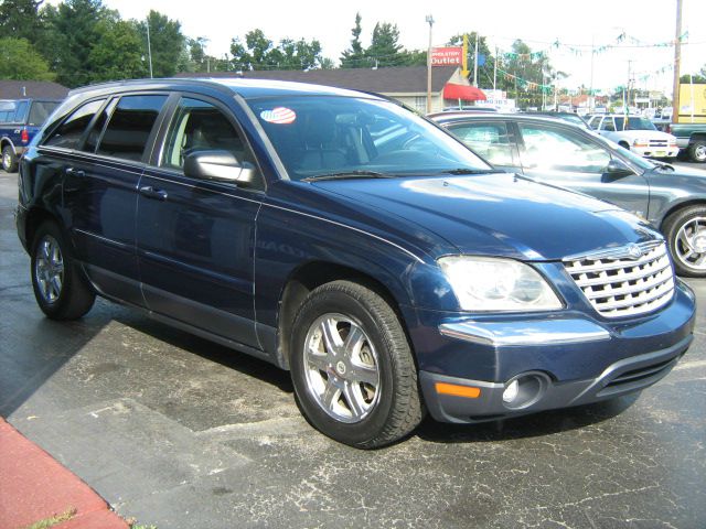 Chrysler Pacifica 2004 photo 1