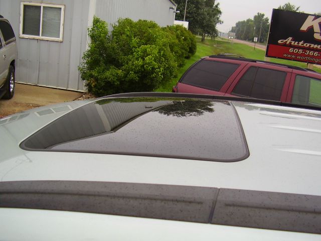 Chrysler Pacifica 2004 photo 2