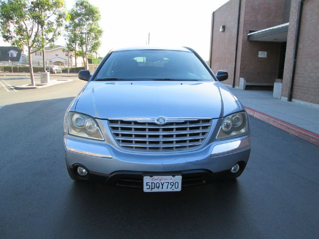 Chrysler Pacifica 2004 photo 2