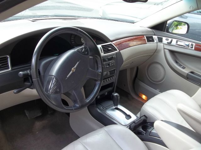 Chrysler Pacifica 2004 photo 2