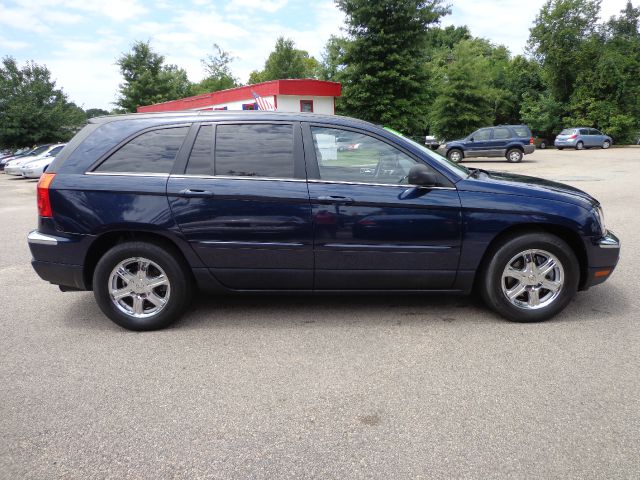 Chrysler Pacifica 2004 photo 1