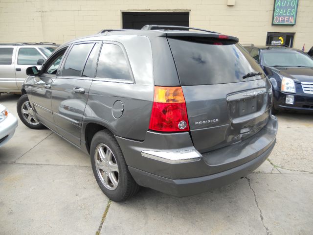 Chrysler Pacifica 2004 photo 1