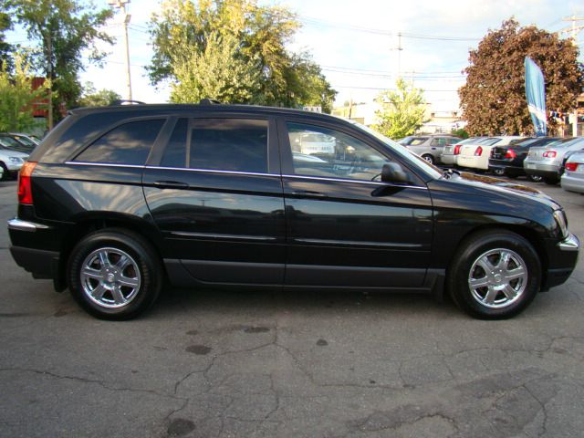 Chrysler Pacifica 2004 photo 3