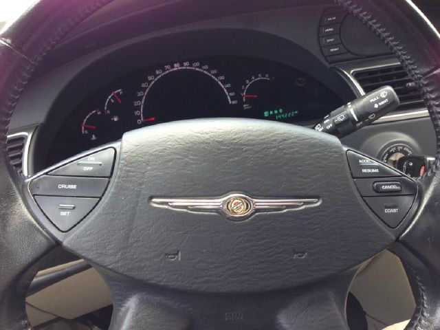 Chrysler Pacifica 2004 photo 24