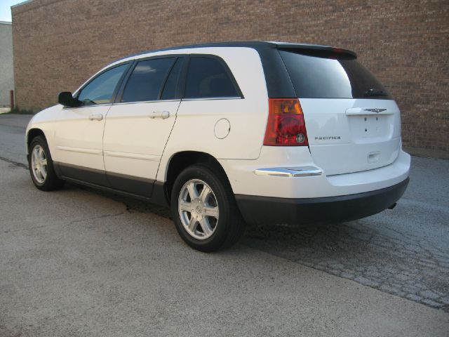 Chrysler Pacifica 2004 photo 3