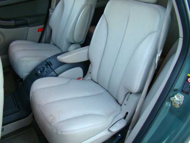 Chrysler Pacifica 2004 photo 16