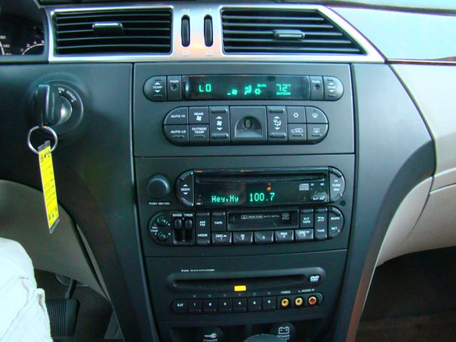 Chrysler Pacifica 2004 photo 24