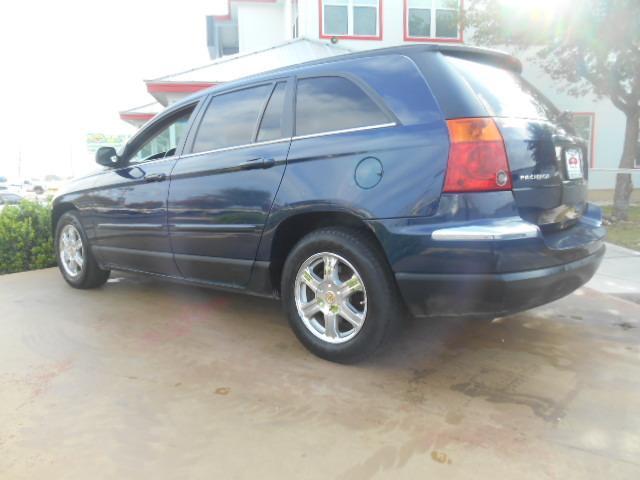 Chrysler Pacifica 2004 photo 3