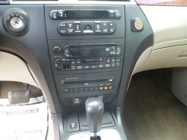 Chrysler Pacifica 2004 photo 5