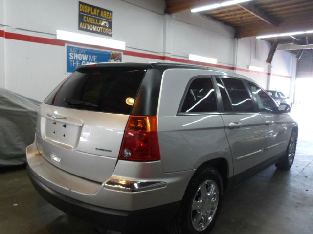 Chrysler Pacifica 2004 photo 3