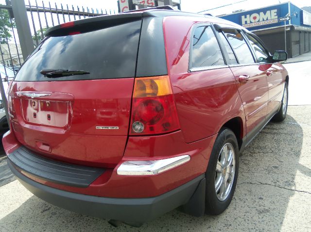 Chrysler Pacifica 2004 photo 2