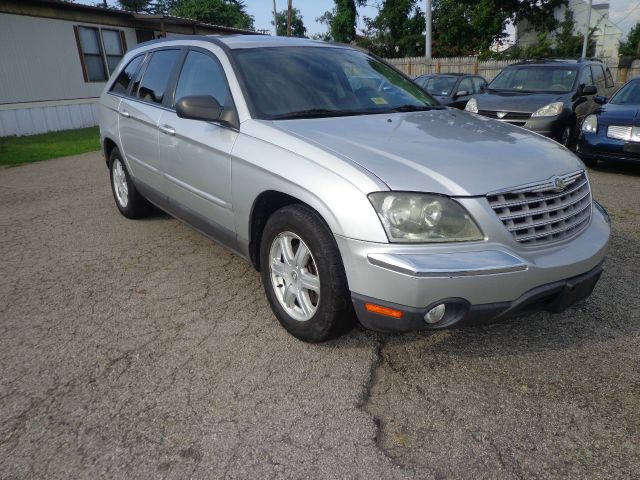 Chrysler Pacifica 2004 photo 2