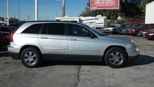 Chrysler Pacifica 2004 photo 3