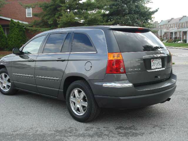 Chrysler Pacifica 2004 photo 1