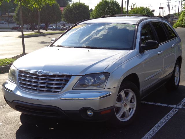 Chrysler Pacifica 2004 photo 2