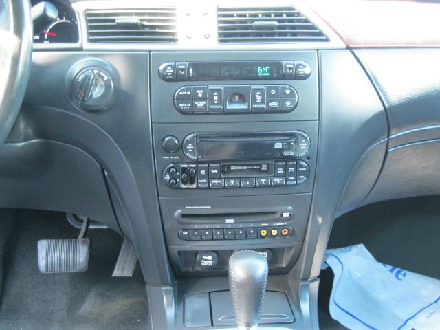 Chrysler Pacifica 2004 photo 18