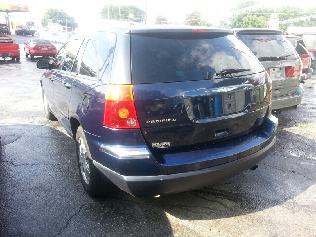 Chrysler Pacifica 2004 photo 3