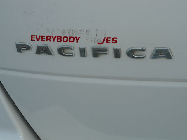 Chrysler Pacifica 2004 photo 24